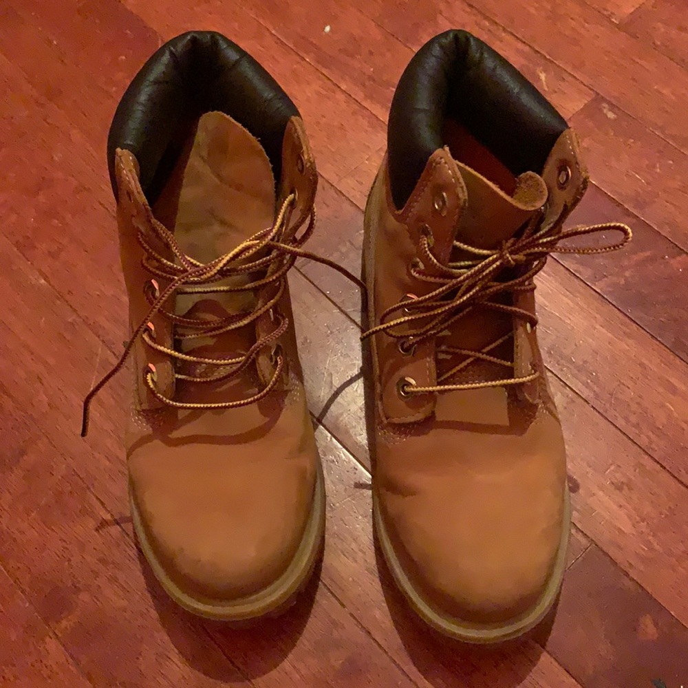 Women’s Timberland boots worn twice